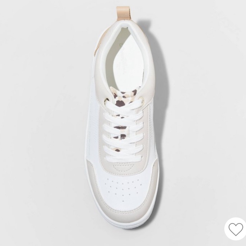 Universal Thread Rena Sneaker - Picture 2 of 4